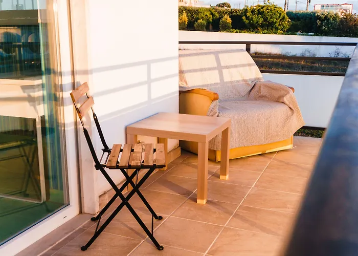 Hospedium Republica Surf House - Coxos Beach, Ericeira